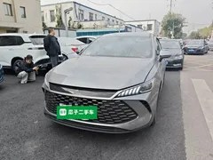 2025 BYD Qin PLUS DM-i PHEV Smart Driving 55km Leading — фото 1