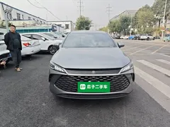 2025 BYD Qin PLUS DM-i PHEV Smart Driving 55km Leading — фото 2