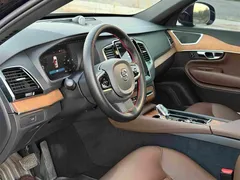 2023 Volvo XC90 7-seat, чёрный — фото 11