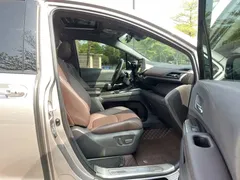 2023 Toyota Sienna 2.5L Hybrid Platinum — фото 19
