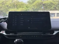 2023 Toyota Sienna 2.5L Hybrid Platinum — фото 24