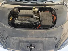 2024 BYD Seal PHEV 1.5L 121km Luxury, белый — фото 10