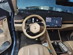 2024 Aito M7 1.5T RWD Plus 5-seat, синий — фото 11