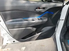 2023 Toyota C-HR 2.0L Comfort, белый — фото 7