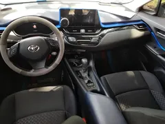 2023 Toyota C-HR 2.0L Comfort, белый — фото 12