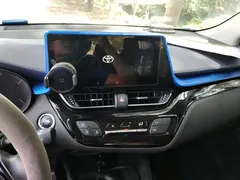 2023 Toyota C-HR 2.0L Comfort, белый — фото 13
