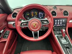 2022 Porsche 718 Boxster 2.0T — фото 17