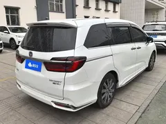 2022 Honda Odyssey 2.0L e:HEV Hybrid, белый — фото 3