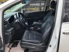 2022 Honda Odyssey 2.0L e:HEV Hybrid, белый — фото 9