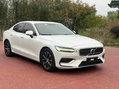 2021 Volvo S60 T4 Luxury, белый — фото 3
