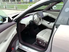 2025 Xiaomi YU7 4WD Max — фото 9