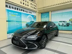 2021 Lexus ES 300h Hybrid Premium, чёрный — фото 1