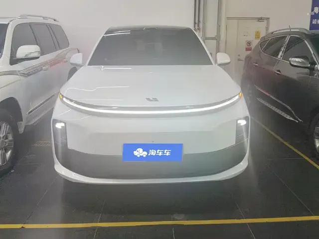 2025 Li Auto L6 Max