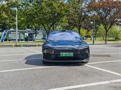 2024 Nio ET5T 75kWh Touring, чёрный — фото 2