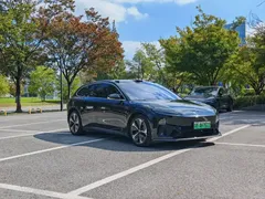 2024 Nio ET5T 75kWh Touring, чёрный — фото 3