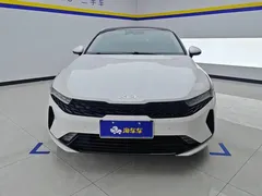 2021 Kia K5 270T CVVD, белый — фото 2