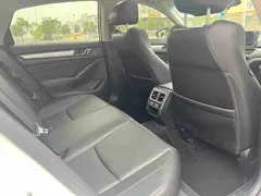 2022 Honda Accord 260TURBO Luxury, белый — фото 9