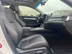 2022 Honda Accord 260TURBO Luxury, белый — фото 13