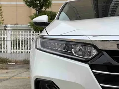 2022 Honda Accord 260TURBO Luxury, белый — фото 18