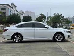 2022 Honda Accord 260TURBO Luxury, белый — фото 21