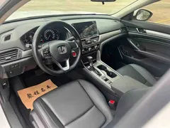 2022 Honda Accord 260TURBO Luxury, белый — фото 24