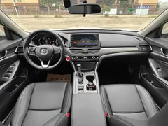 2022 Honda Accord 260TURBO Luxury, белый — фото 27