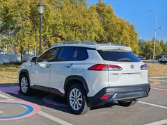 2022 Toyota Frontlander 2.0L CVT Elite, белый — фото 4