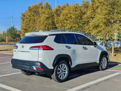 2022 Toyota Frontlander 2.0L CVT Elite, белый — фото 6