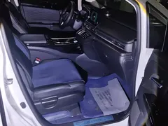 2022 Honda Elysion 2.0L e:HEV Luxury, белый — фото 8