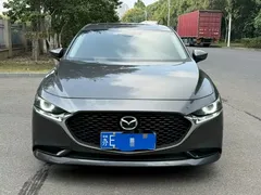 2021 Mazda 3 2.0L AT, чёрный — фото 2