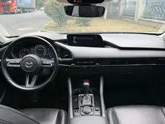 2021 Mazda 3 2.0L AT, чёрный — фото 8