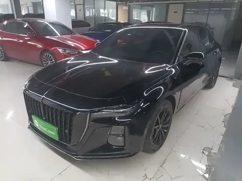 2025 Hongqi H5 2.0T AT