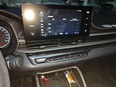 2023 Geely Emgrand 4th Gen Champion 1.5L CVT Luxury — фото 6