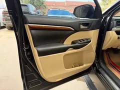 2021 Toyota Highlander 2.0T 4WD Premium 7, чёрный — фото 11