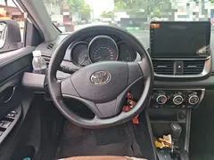 2021 Toyota Yaris L Zhixuan 1.5L CVT Leading, белый — фото 6