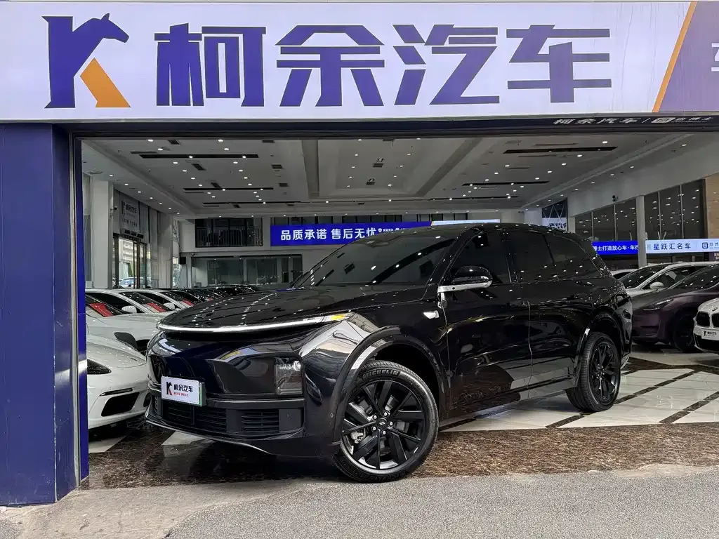 2023 Li Auto L8
