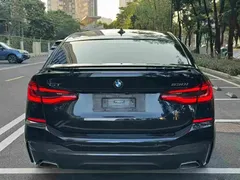 2021 BMW 6 Series GT 630i M Sport Package, чёрный — фото 5