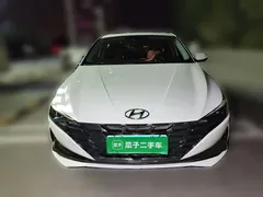 2022 Hyundai Elantra 1.5L CVT LUX Premium, белый — фото 2