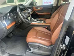 2021 Audi Q8 55 TFSI Sport, чёрный — фото 2