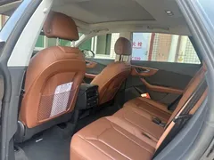 2021 Audi Q8 55 TFSI Sport, чёрный — фото 3