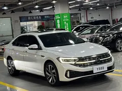 2023 Volkswagen Sagitar 300TSI DSG, белый — фото 3