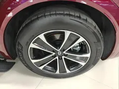 2026 Aito M7 EV Max 4WD 5-Seat — фото 32