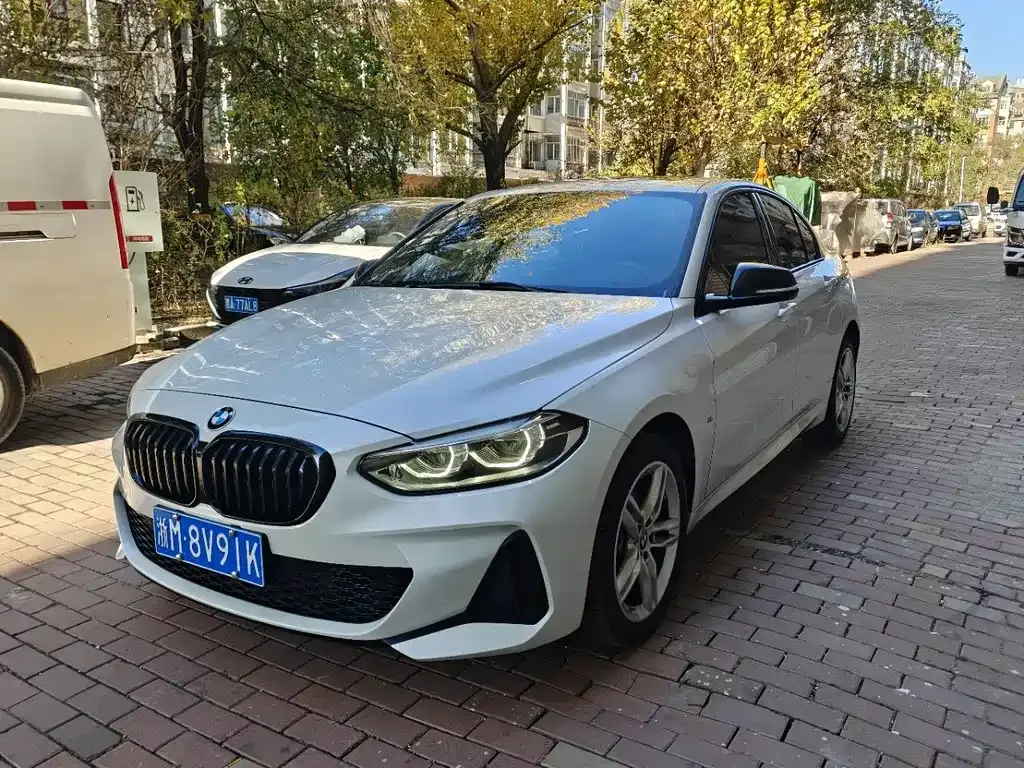 2023 BMW 1 Series 120i M Sport Night Edition