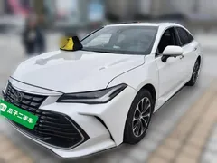 2023 Toyota Avalon 2.0L Luxury, белый — фото 1