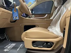2025 Aito M9 EREV Ultra 52kWh 6-seat 192-line LiDAR, чёрный — фото 11