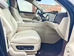 2025 Aito M9 EREV Ultra 52kWh 5-seat (192-line LiDAR), синий — фото 9
