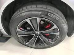 2025 Aito M8 EREV Ultra 53.4kWh 5-seat 192-line LiDAR — фото 32