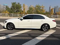 2022 Mercedes-Benz C-Class C 200 L Sport, белый — фото 11