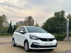 2021 Honda Fit 1.5L CVT, белый — фото 3