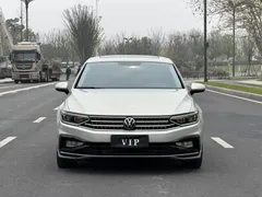 2023 Volkswagen Magotan 330TSI DSG Leading Anniversary — фото 2